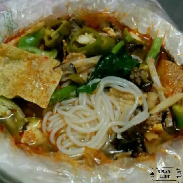 南宁这18家螺蛳粉有点难找,但值得你吃