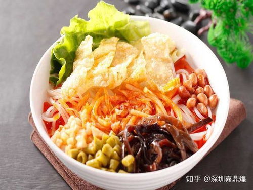 正宗螺蛳粉的汤都用了哪些香料来煮